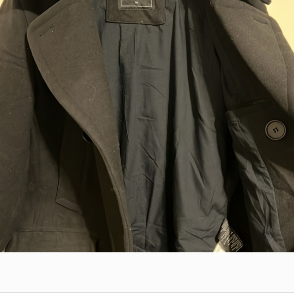 Lacoste winter coat - Picture 2 of 10